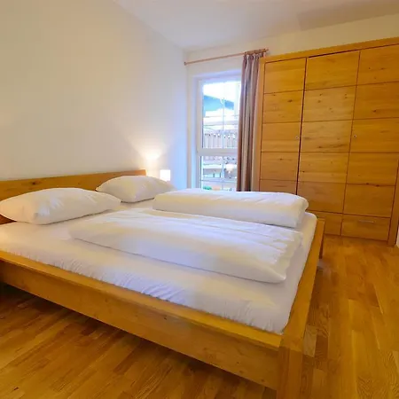 جود موود كابرون